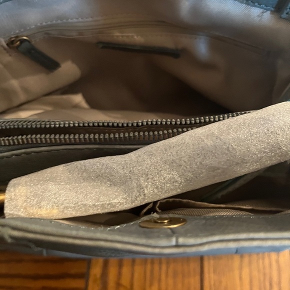 Sage green leather purse - Picture 6 of 7